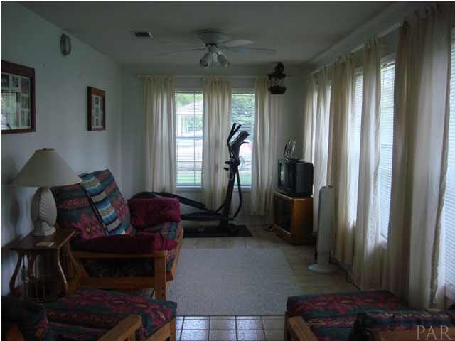 6945 Chestnut Road Molino, FL 32577 - Photo 8 of 22 Florida Room