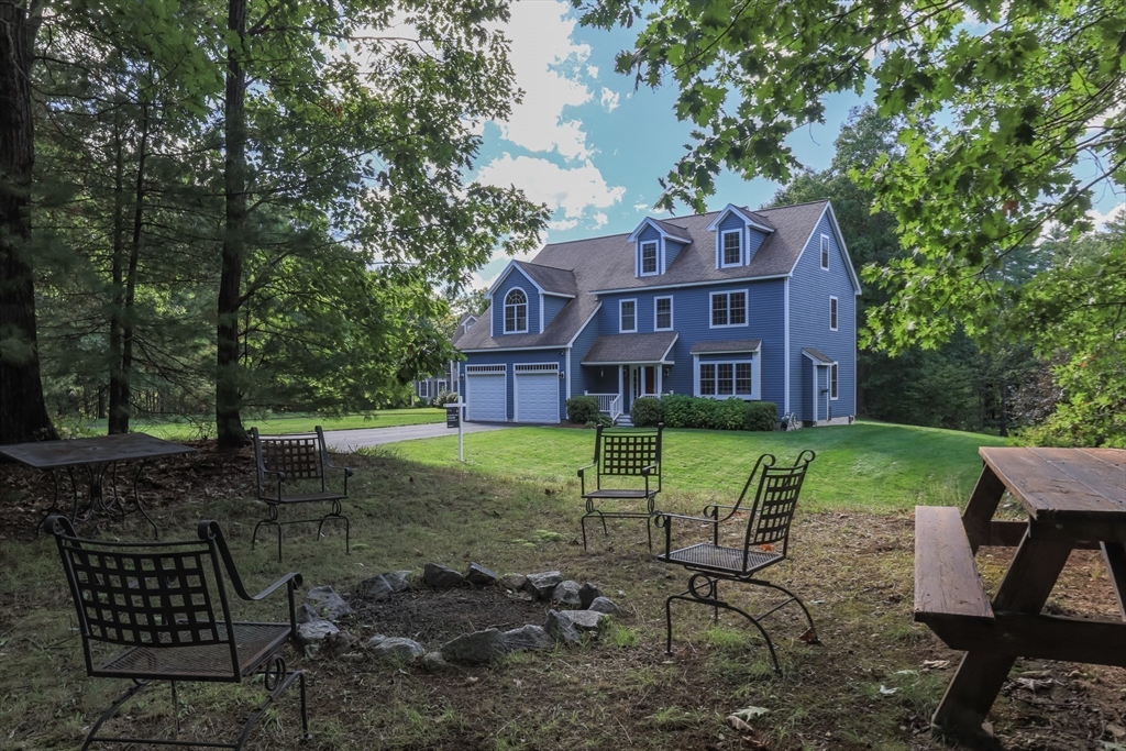 506 Old Dunstable Road Groton, MA 01450 - Photo 1 of 37 Gallery Image 1