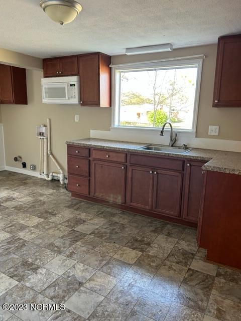 903 North Lee Street Rockingham, NC 28379 - Photo 4 of 10 Kitchen