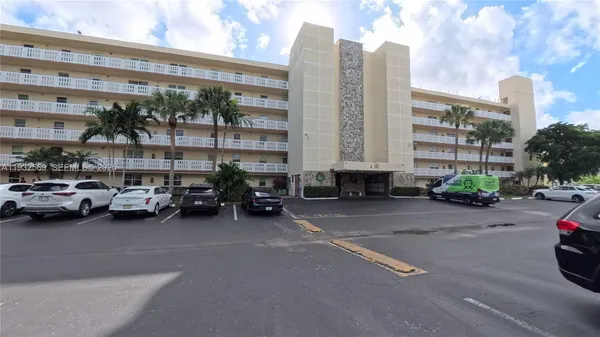 $255,000 | 111 Southeast 3rd Avenue, Unit 502, Dania Beach, FL 33004