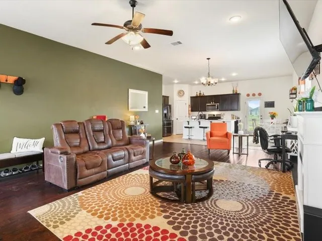 $295,000 | 42403 Tigers Eye Stone Avenue, Prairieville, LA 70769