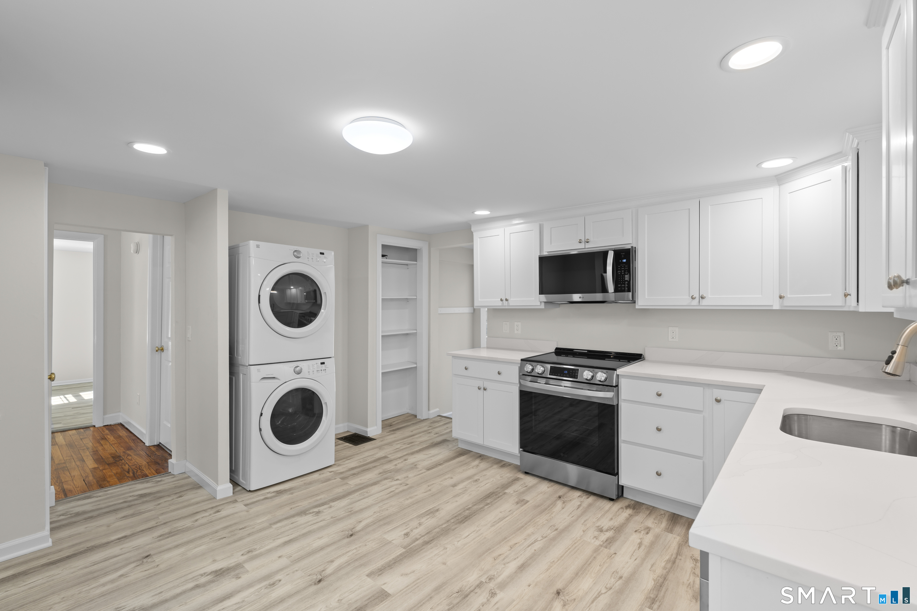 1280 Boston Post Road Westbrook, CT 06498 - Photo 9 of 37 Gallery Image 9