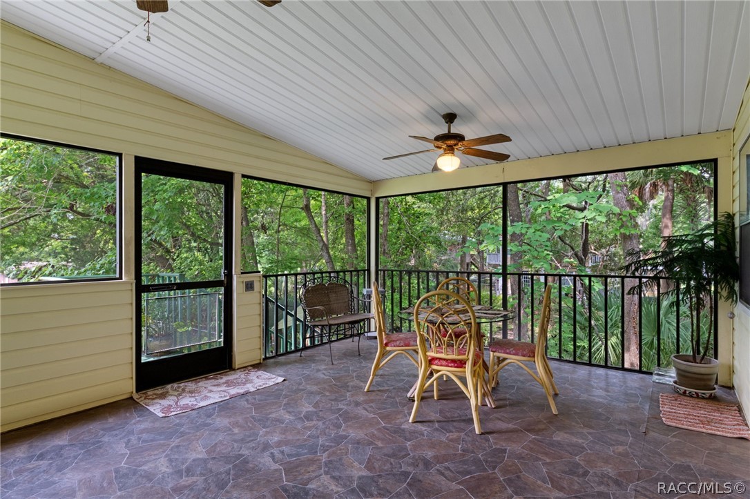 68 Canterbury Road Inglis, FL 34449 - Photo 15 of 48