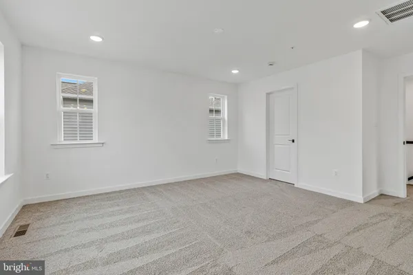 $615,999 | 5725 Howard Drive, Glen Burnie, MD 21061