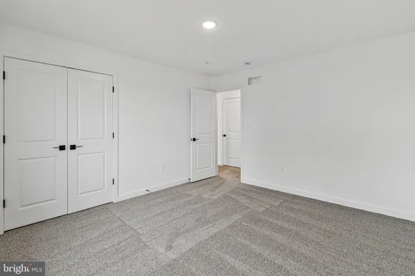 $615,999 | 5725 Howard Drive, Glen Burnie, MD 21061