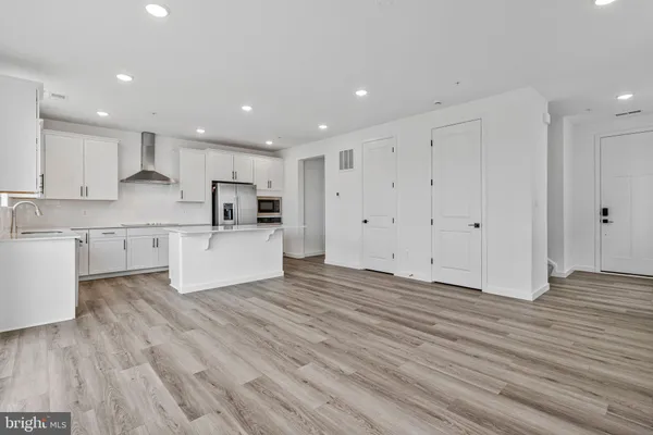 $615,999 | 5725 Howard Drive, Glen Burnie, MD 21061
