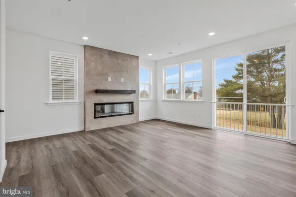 $615,999 | 5725 Howard Drive, Glen Burnie, MD 21061
