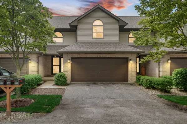 $299,500 | 2407 Morning Glory Lane, Crest Hill, IL 60403