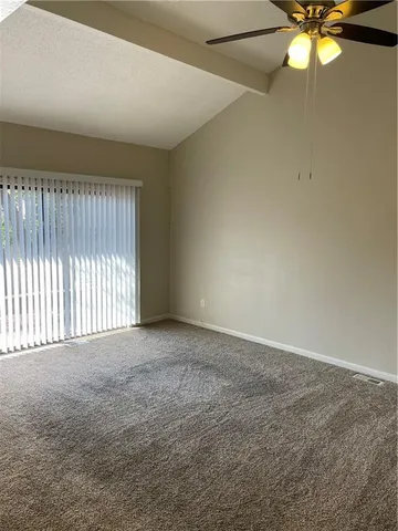 $190,000 | 674 Northwest Valleybrook Road, Blue Springs, MO 64014