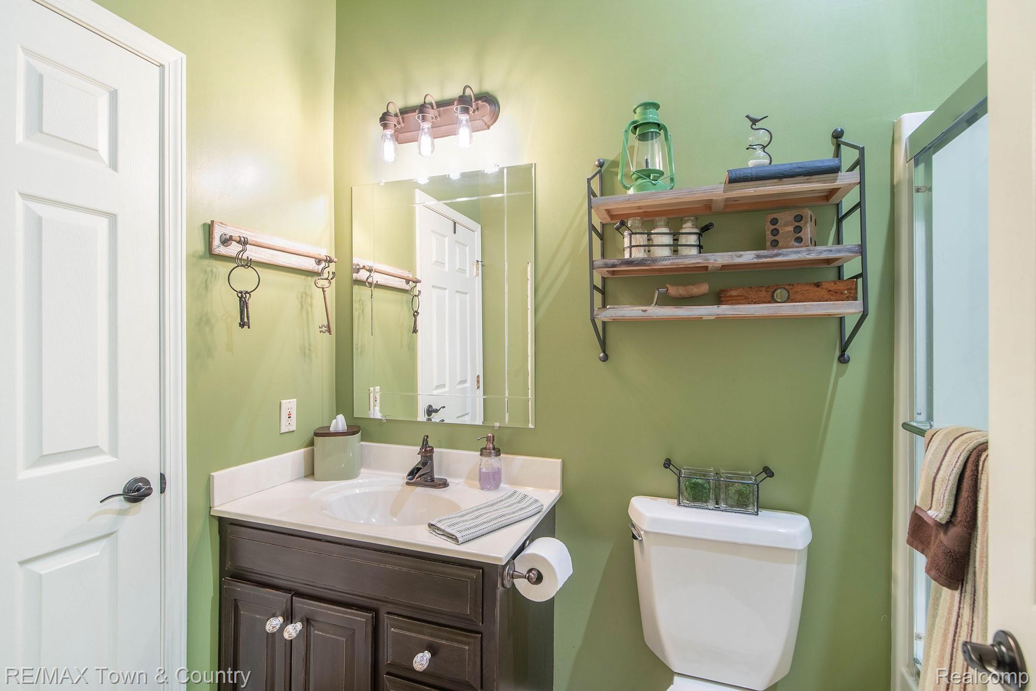 8101 North Nichols Road Flushing, MI 48433 - Photo 18 of 41 21.jpg