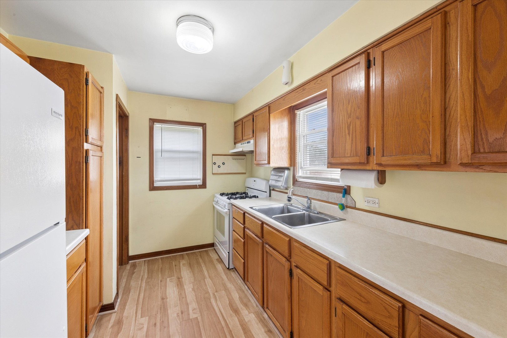 10732 71st Street Countryside, IL 60525 - Photo 6 of 17