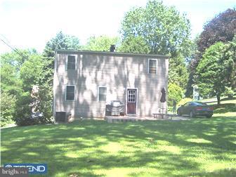 8 Longview Road Malvern, PA 19355 - Photo 2 of 9 Exterior Back