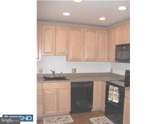 8 Longview Road Malvern, PA 19355 - Photo 7 of 9 Kitchen