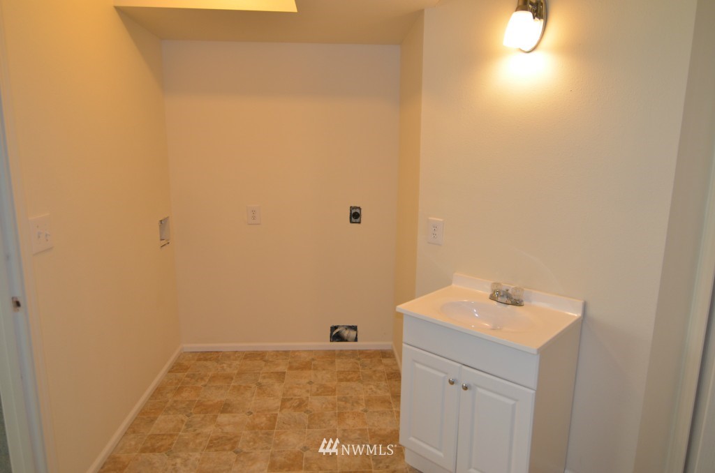 1115 Pitcher Canyon Road Wenatchee, WA 98801 - Photo 13 of 17 Gallery Image 13
