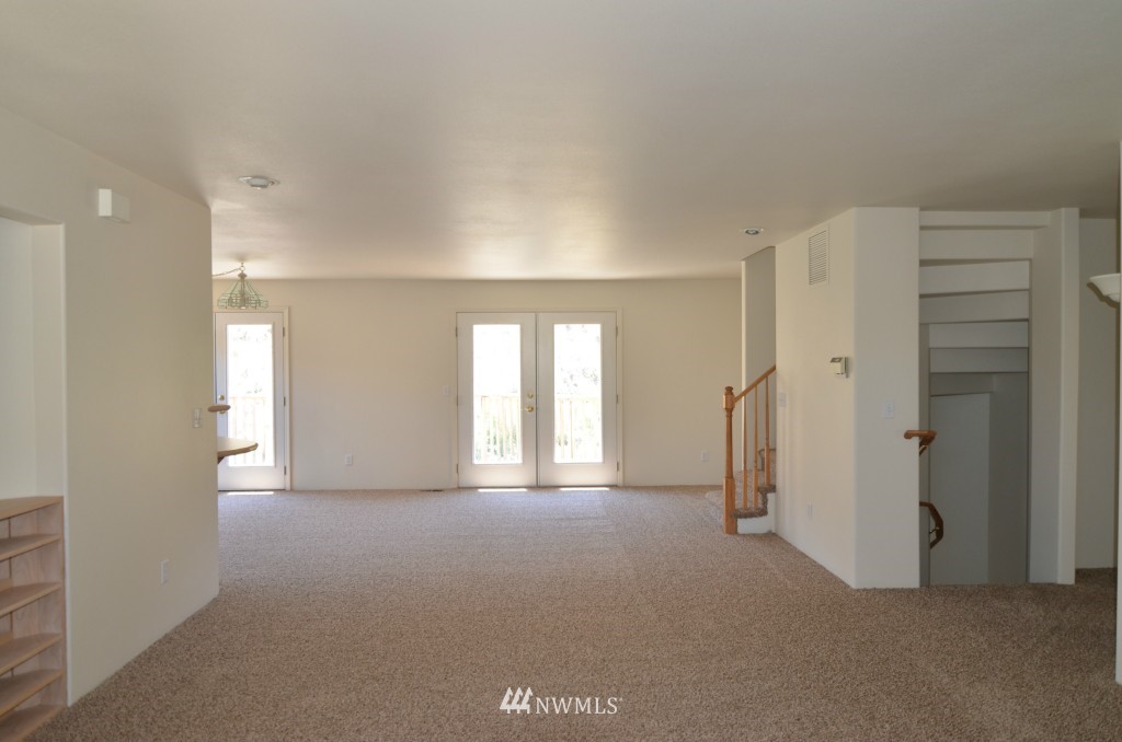 1115 Pitcher Canyon Road Wenatchee, WA 98801 - Photo 5 of 17 Gallery Image 5