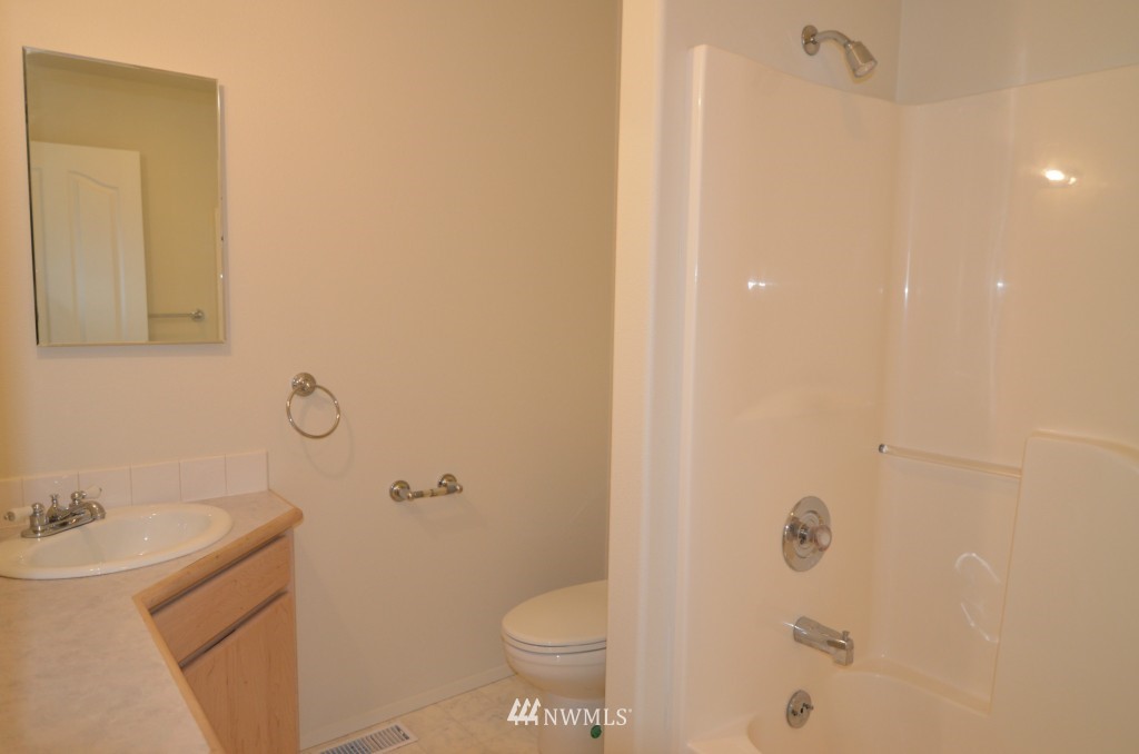 1115 Pitcher Canyon Road Wenatchee, WA 98801 - Photo 10 of 17 Gallery Image 10