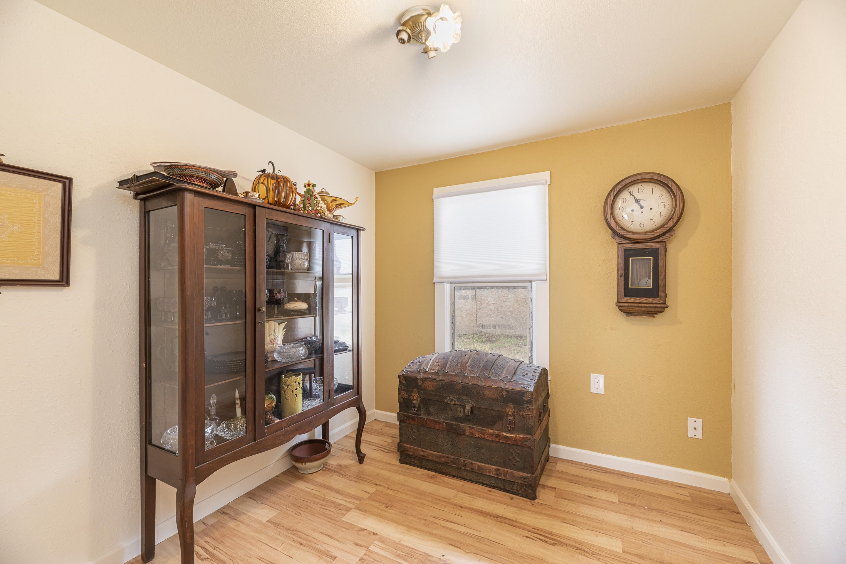 204 Southwest 2nd Street Redmond, OR 97756 - Photo 20 of 30 20