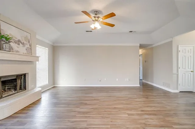 $290,000 | 104 Sandlewood Lane, Burleson, TX 76028