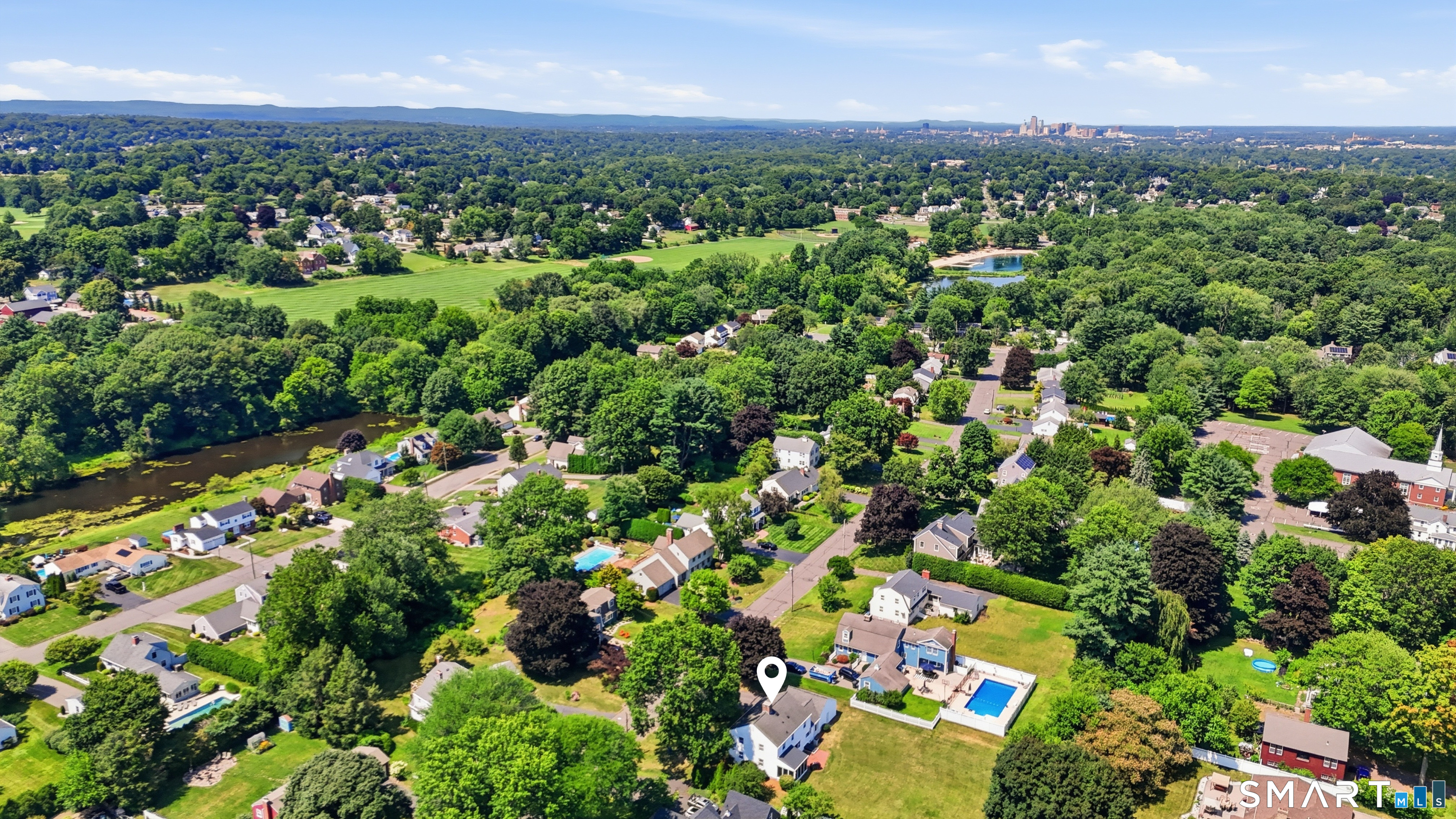 74 Boulter Road Wethersfield, CT 06109 - Photo 13 of 40