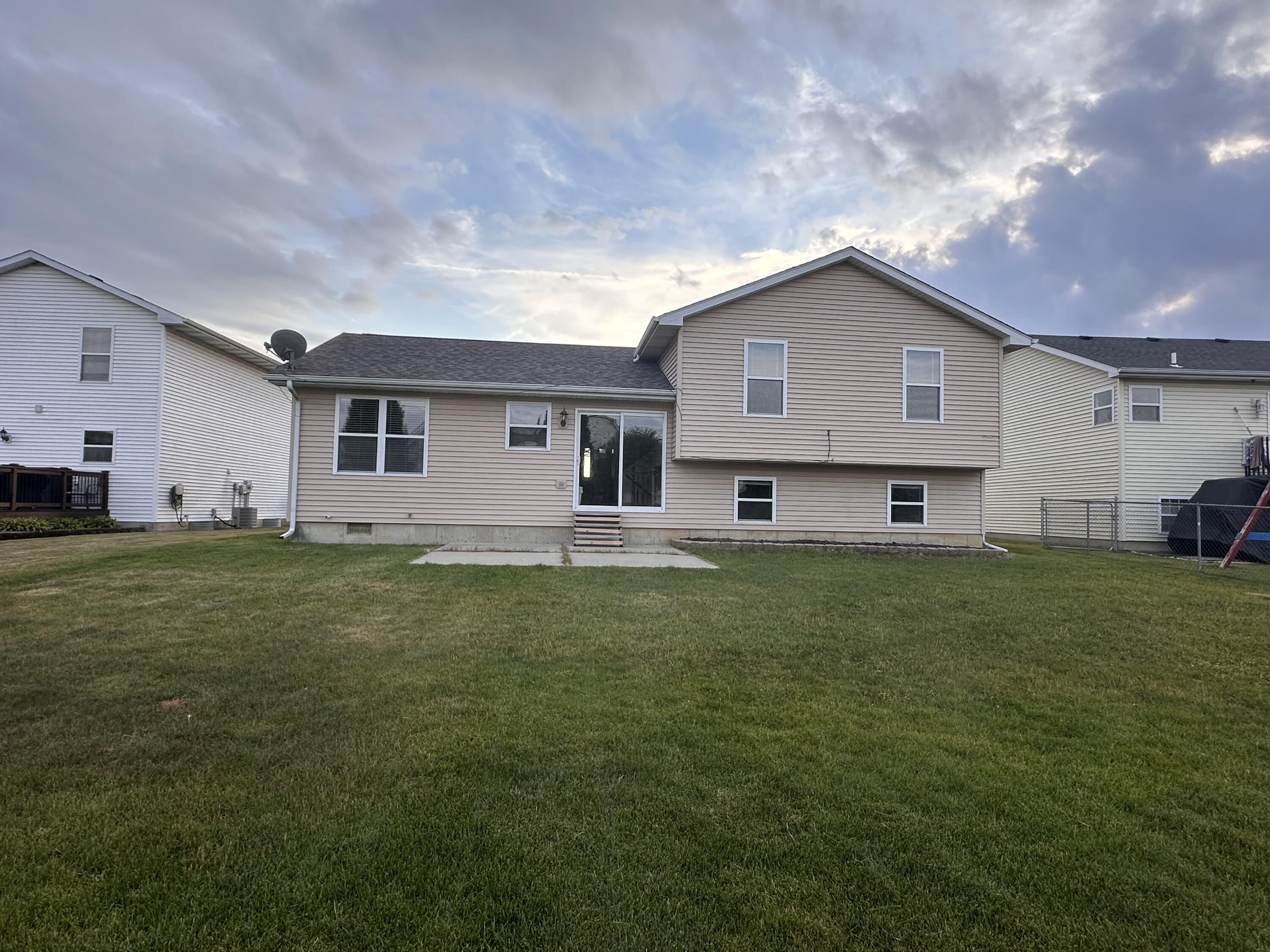 12379 Spencer Place Crown Point, IN 46307 - Photo 28 of 28 3000x2250
