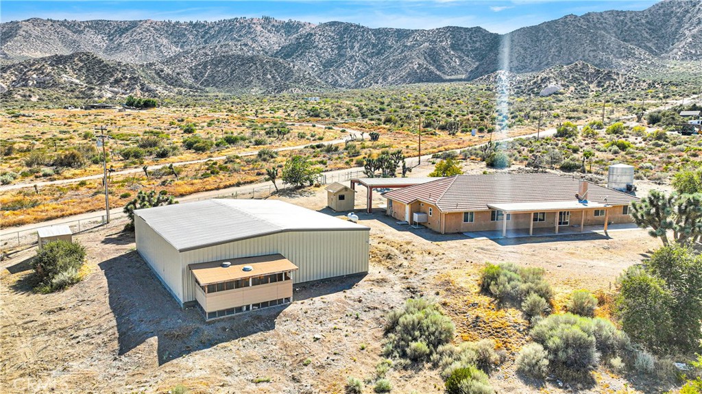4426 Oil Well Road Phelan, CA 92371 - Photo 5 of 14