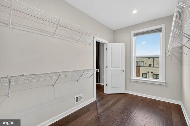 $665,000 | 16282 Connors Way, Unit 26, Rockville, MD 20855