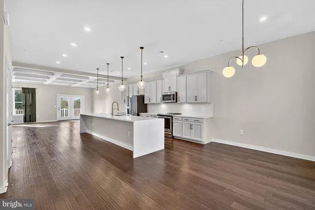 $665,000 | 16282 Connors Way, Unit 26, Rockville, MD 20855