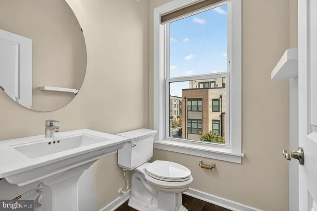 $665,000 | 16282 Connors Way, Unit 26, Rockville, MD 20855