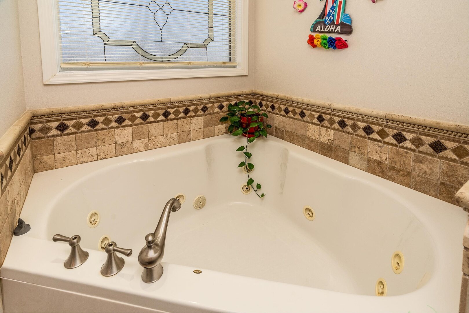 11114 Zachary Drive Marion, IL 62959 - Photo 16 of 34 a bathroom with a bathtub and a sink