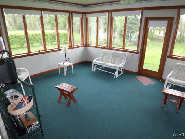 3925 Old Country Road Whitehall, PA 18052 - Photo 11 of 15 Gallery Image 11