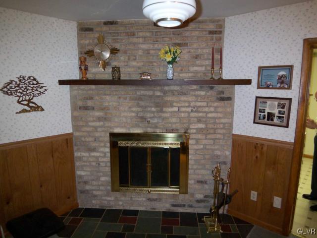 3925 Old Country Road Whitehall, PA 18052 - Photo 10 of 15 Gallery Image 10