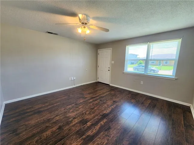 $1,550 | 110 Zeta Street, Unit B, Belle Chasse, LA 70037