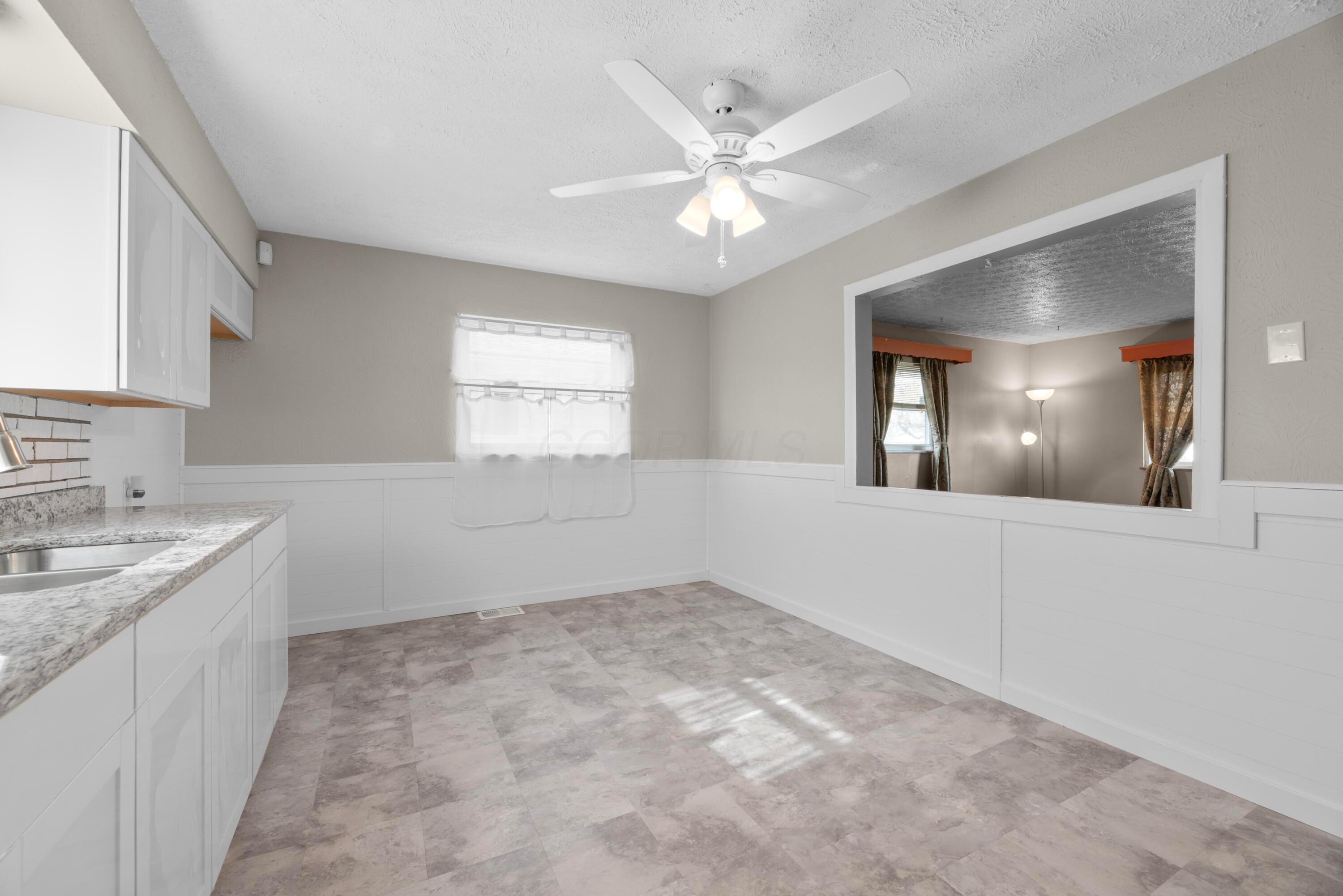 3251 Eakin Road Columbus, OH 43204 - Photo 13 of 37 MAR_8708