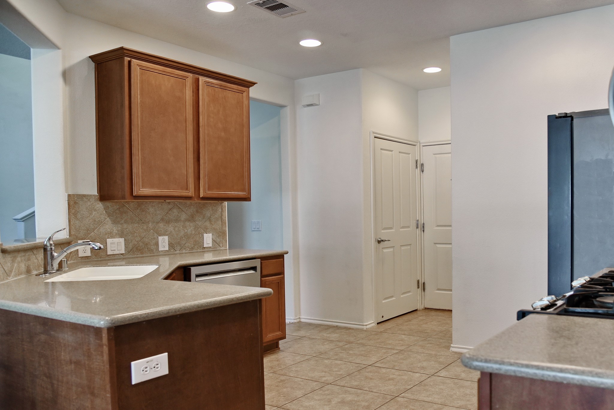 13600 Breton Ridge Street, Unit 9C Houston, TX 77070 - Photo 12 of 28