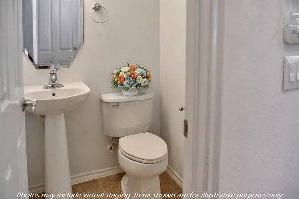 $187,900 | 13600 Breton Ridge Street, Unit 9C, Houston, TX 77070