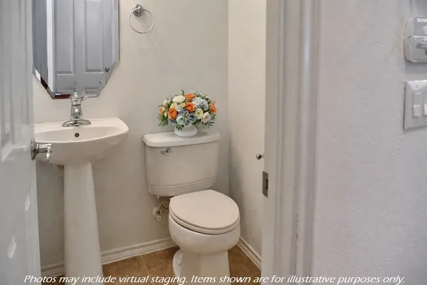 $187,900 | 13600 Breton Ridge Street, Unit 9C, Houston, TX 77070