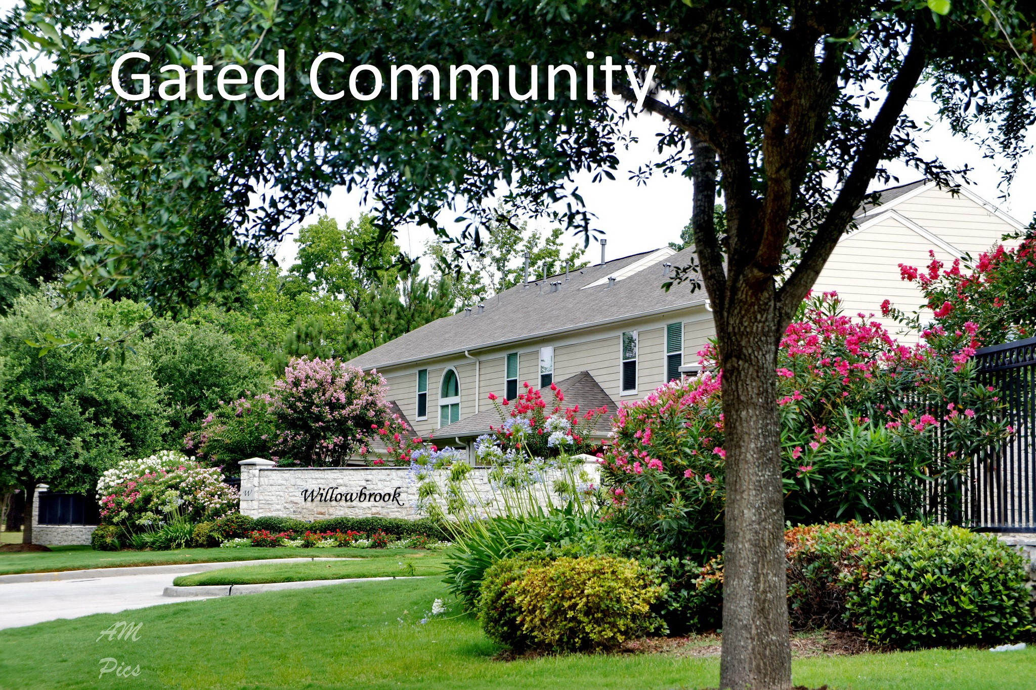 13600 Breton Ridge Street, Unit 9C Houston, TX 77070 - Photo 3 of 28