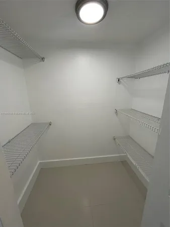 $2,900 | 20505 East Country Club Drive, Unit 2132, Aventura, FL 33180