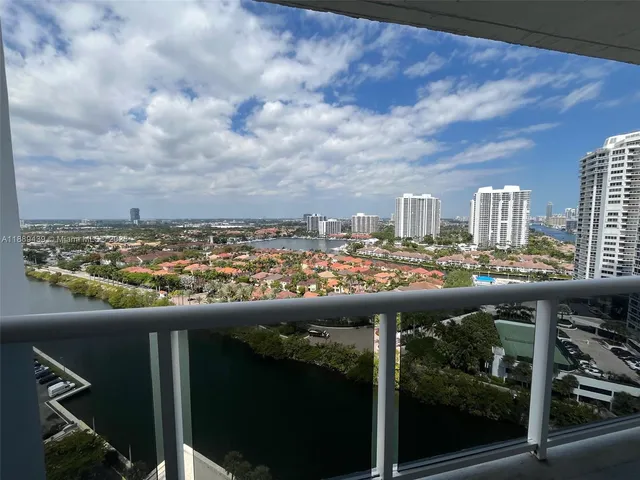 $3,000 | 20505 East Country Club Drive, Unit 2132, Aventura, FL 33180