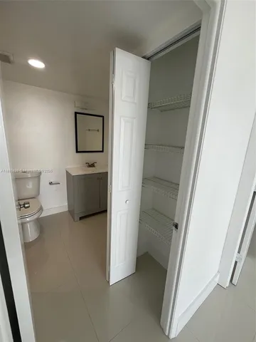 $3,000 | 20505 East Country Club Drive, Unit 2132, Aventura, FL 33180