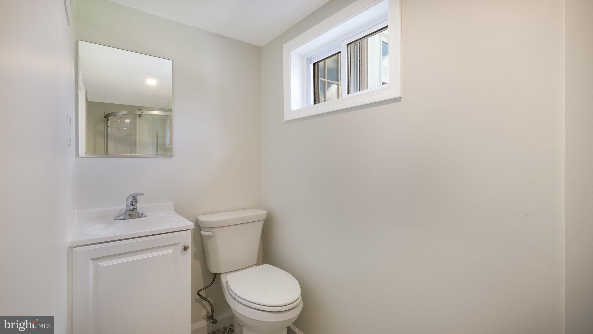 612 Cambridge Road Brookhaven, PA 19015 - Photo 34 of 57 Full bath on lower level