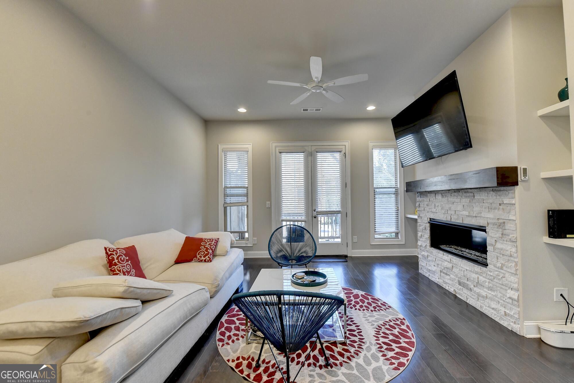 4245 Deming Circle Sandy Springs, GA 30342 - Photo 15 of 31