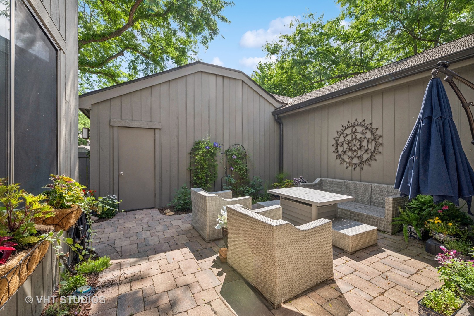 436 Shoreline Road Lake Barrington, IL 60010 - Photo 16 of 56 Gallery Image 16