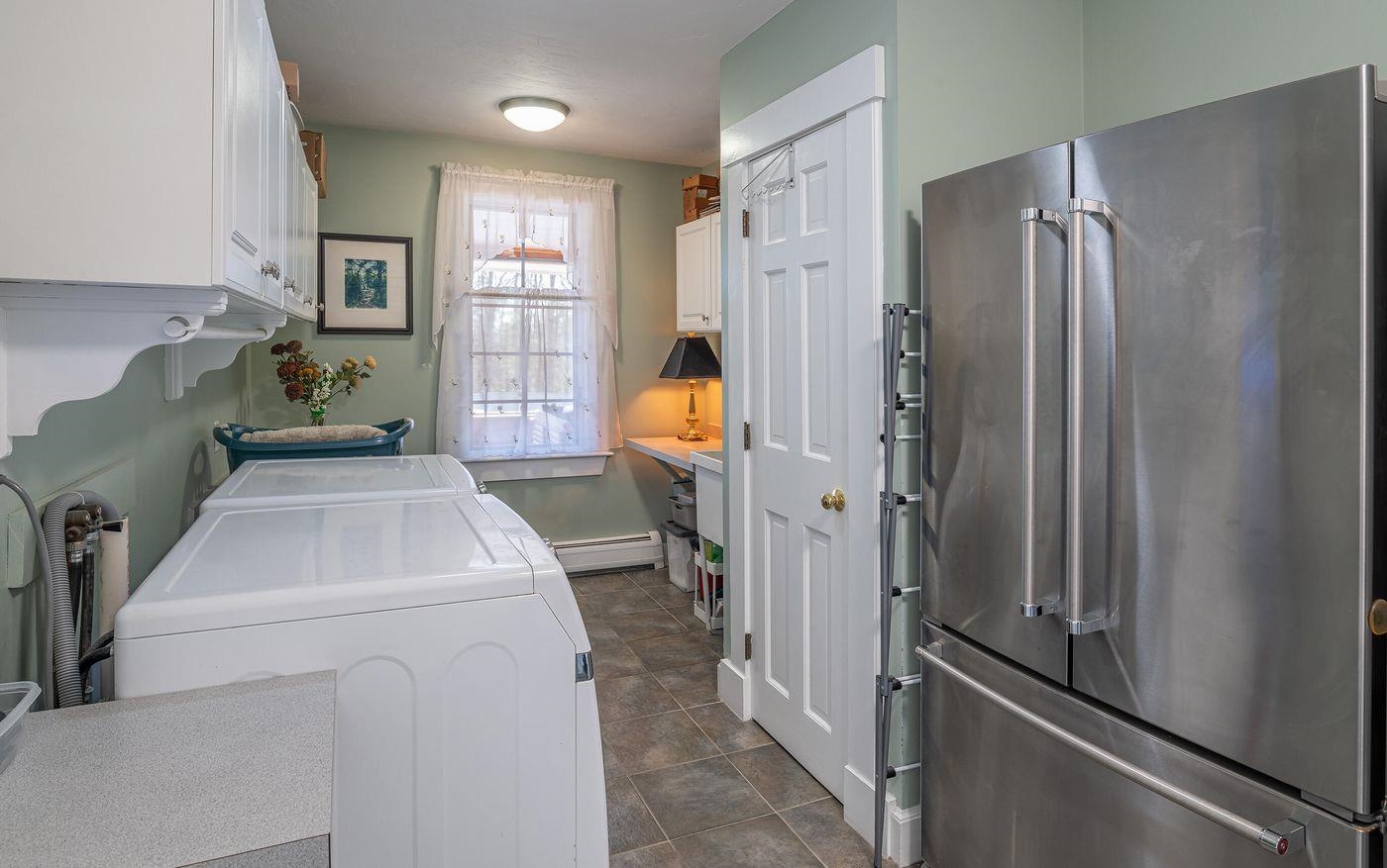 239 Gould Hill Road Hopkinton, NH 03229 - Photo 16 of 33