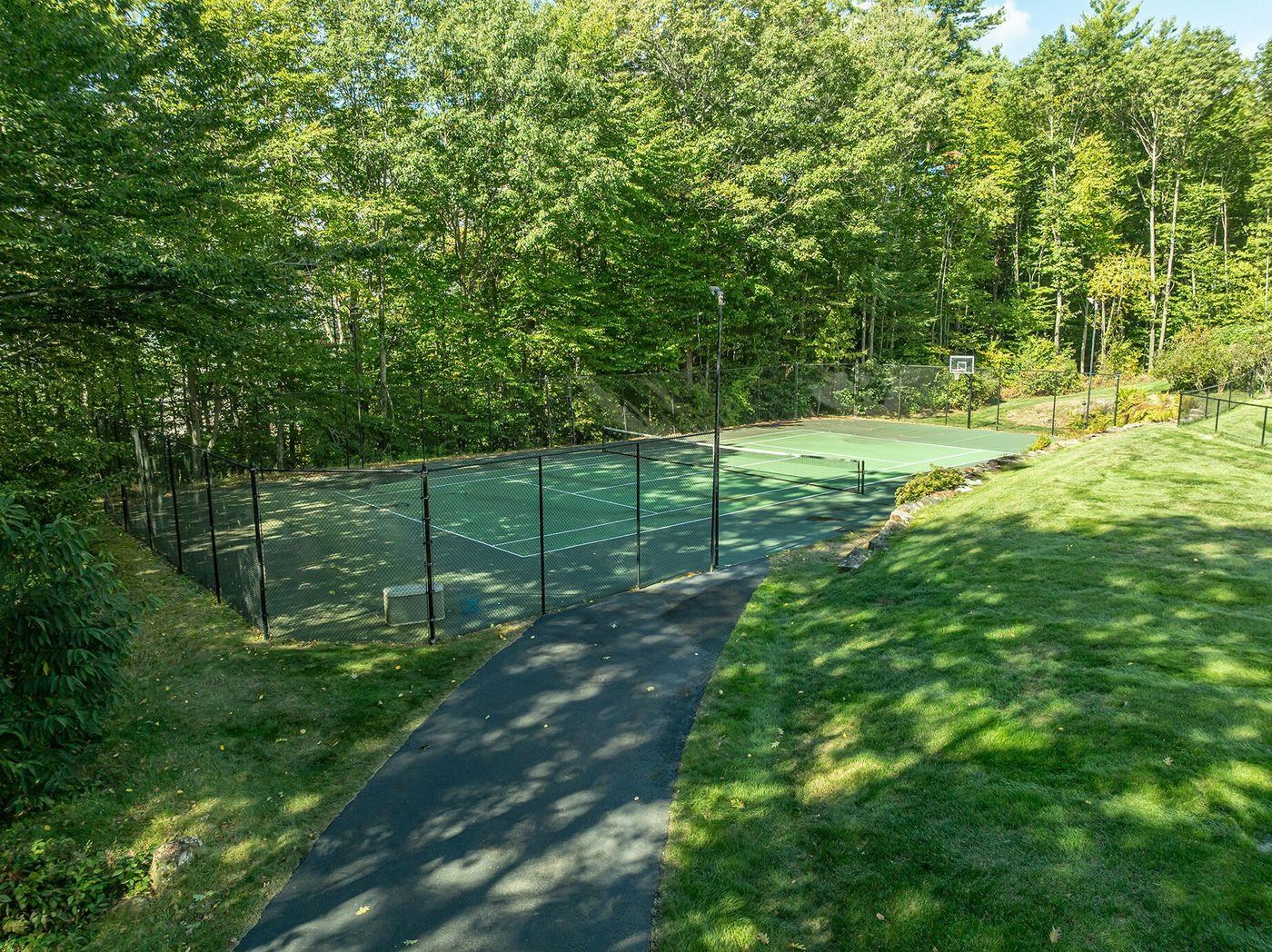 239 Gould Hill Road Hopkinton, NH 03229 - Photo 31 of 33