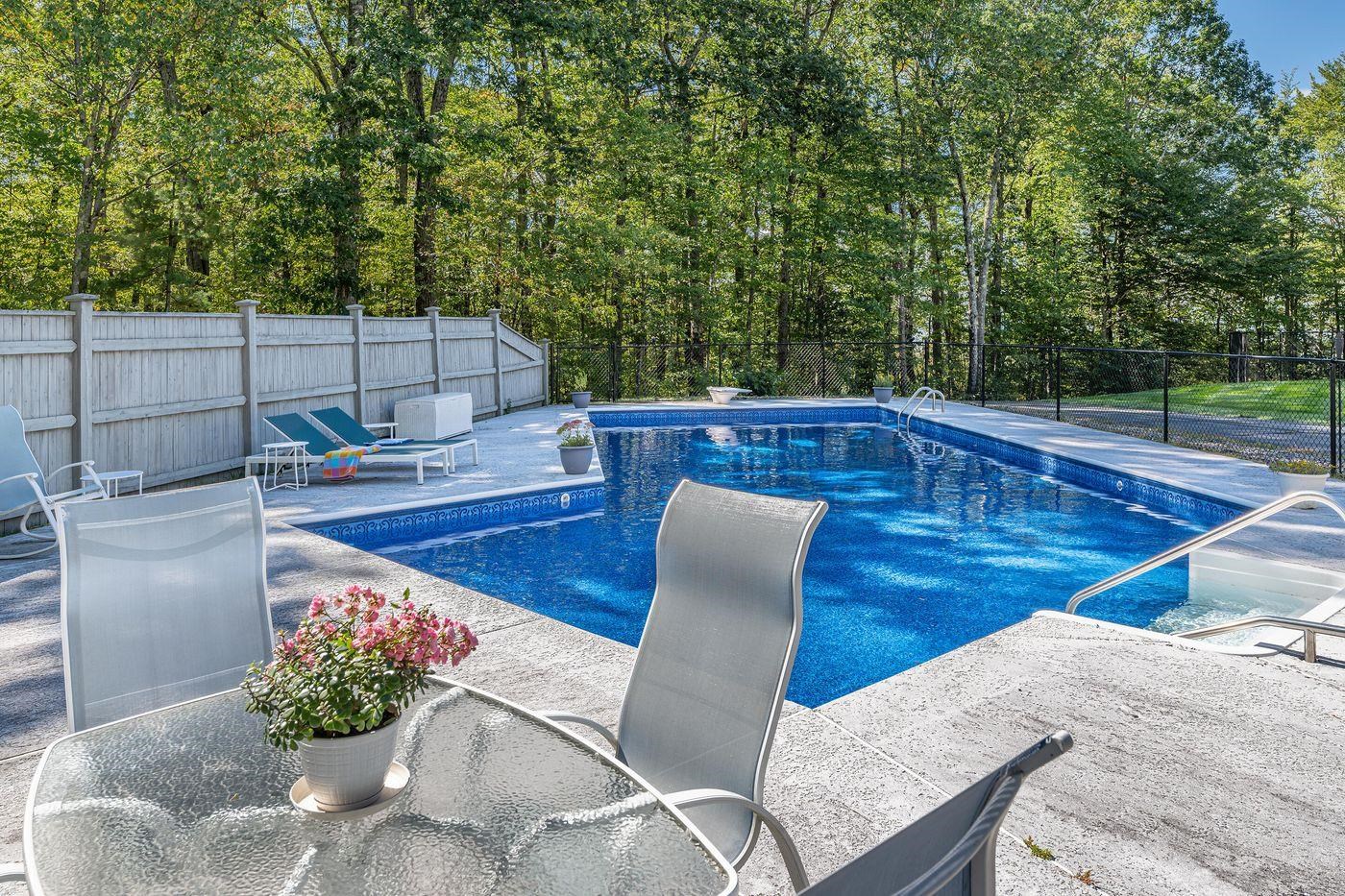 239 Gould Hill Road Hopkinton, NH 03229 - Photo 5 of 33