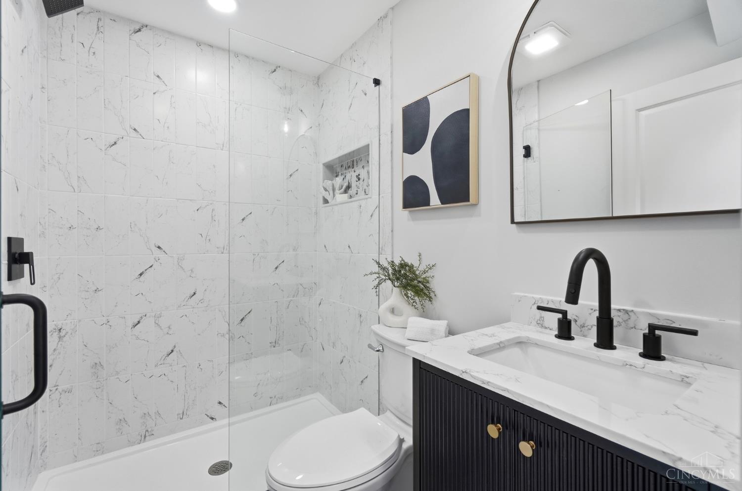 8810 Pine Road Cincinnati, OH 45242 - Photo 19 of 43 Gallery Image 19