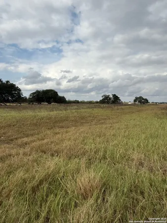 $1,650,000 | 4689 County Road 302, Runge, TX 78151