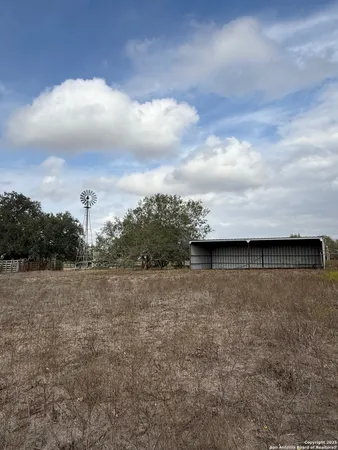 $1,650,000 | 4689 County Road 302, Runge, TX 78151