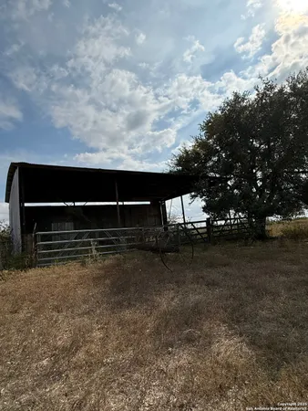 $1,650,000 | 4689 County Road 302, Runge, TX 78151